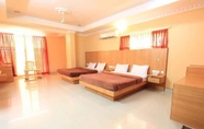 Phòng ngủ 7 Megha Residency