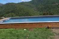 Swimming Pool Castellu d'Orezza