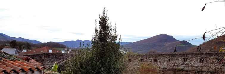 Exterior Auberge du Pelerin - Hostel