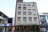 Luar Bangunan Hotel New Shradha