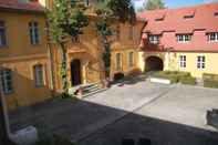 ภายนอกอาคาร Hotel Vierseithof Luckenwalde