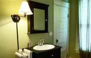 In-room Bathroom 6 Adora Inn