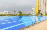 Swimming Pool 6 Modern and Comfortable Studio Apartment Springlake Summarecon near Summarecon