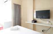 Bedroom 3 Comfy Studio Apartment at Pavilion Permata with City View