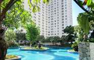 สระว่ายน้ำ 2 Elegant 2BR Apartment near to East Coast Center at Educity Pakuwon