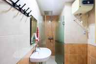 In-room Bathroom Central Jakarta Studio Apartment At Tamansari Sudirman