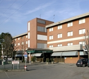 Exterior 5 CDH Hotel Modena