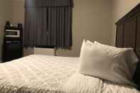 Bedroom Travelodge by Wyndham London Ontario