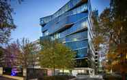 Exterior 2 505 St Kilda Road Apartments by TWIG