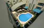 Swimming Pool 7 Ramada by Wyndham Dammam Khaleej Road