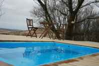 Swimming Pool Guesthouse Steinsholt