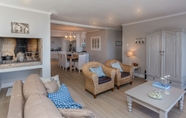 Common Space 3 Gansbaai Seafront Holiday House: Ons C-huis