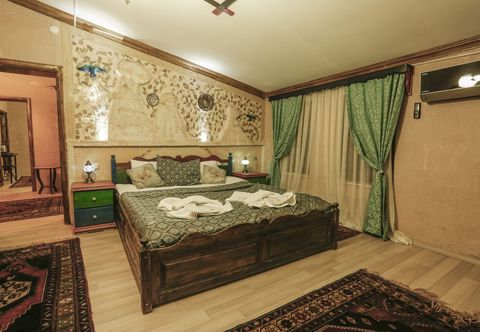 Others Mirzade Konak