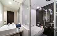 In-room Bathroom 5 Daiwa Roynet Hotel Toyama Station