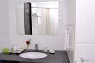 In-room Bathroom Siddhi Hotel & Resort