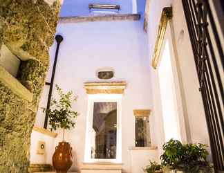 Lobi 2 Corte di Bonifacio Typical B&B