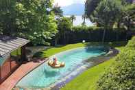 Kolam Renang Montreux Rotana Villa