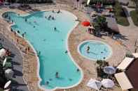 Swimming Pool Camping Baia Verde