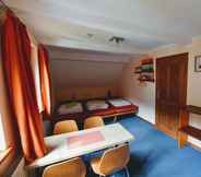 Bedroom 7 Herberge Orange - Hostel