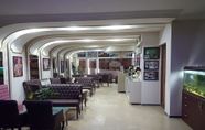 Lobby 6 Balkan Hotel