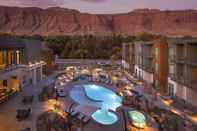 Swimming Pool Hoodoo Moab, Curio Collection by Hilton