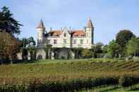 Bangunan Château Moncassin