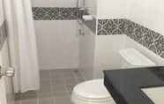 Toilet Kamar 6 Naiyang Tour Room For Rent