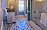 In-room Bathroom 2 Downtown Savannah Oasis 4 BR 3 BA
