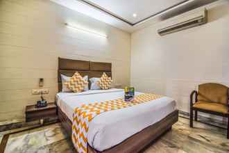 Phòng ngủ 4 FabHotel Gayathri