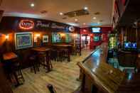 Bar, Cafe and Lounge Horseshoe Inn
