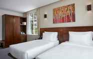 Kamar Tidur 4 Galway Heights Hotel