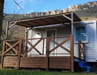 Exterior 2 Camping Le Roc Qui Parle