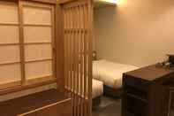 Kamar Tidur Hotel Yururito Osaka