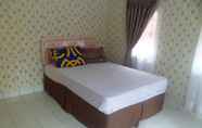 Bedroom 7 Kota Bunga R