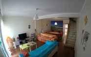 ห้องนอน 3 Supertubos Beach Hostel