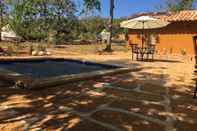 Kolam Renang Nativo Glamping