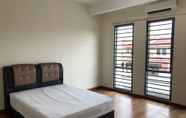 Bedroom 4 Smart Home Stay