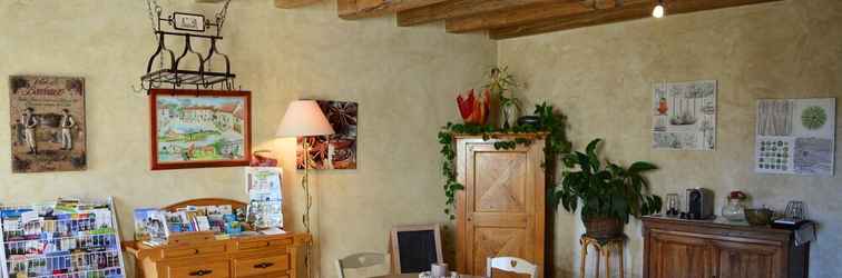 Lobi Le Clos de Saires Lodges