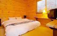 Kamar Tidur 6 New Life Hot Spring Resort