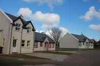 Exterior Giant's Causeway Holiday Cottages