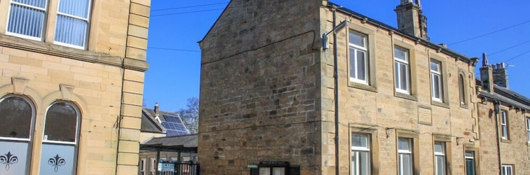 Exterior Newbrough Bunkhouse - Hostel