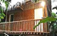 Bedroom 2 Coco Bamboo Cottages