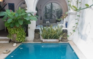 Kolam Renang 5 Casa Kubik Boutique Private Pool by Nomad Guru