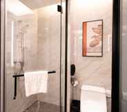In-room Bathroom 3 Ramada Plaza Wyndham Wenzhou Cangnan