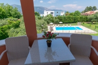 Hồ bơi Villa Rosa 2 , Dassia , Corfu