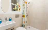 In-room Bathroom 2 LxWay Apartments Condessa 1º Andar