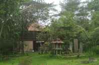 Exterior Landih Ashram