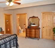 Bedroom 6 Comfortable Mountain Home near Everything yet Private