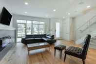 Common Space New Luxury Townhome 29