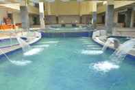 Swimming Pool Palace International Hot Spring Hotel